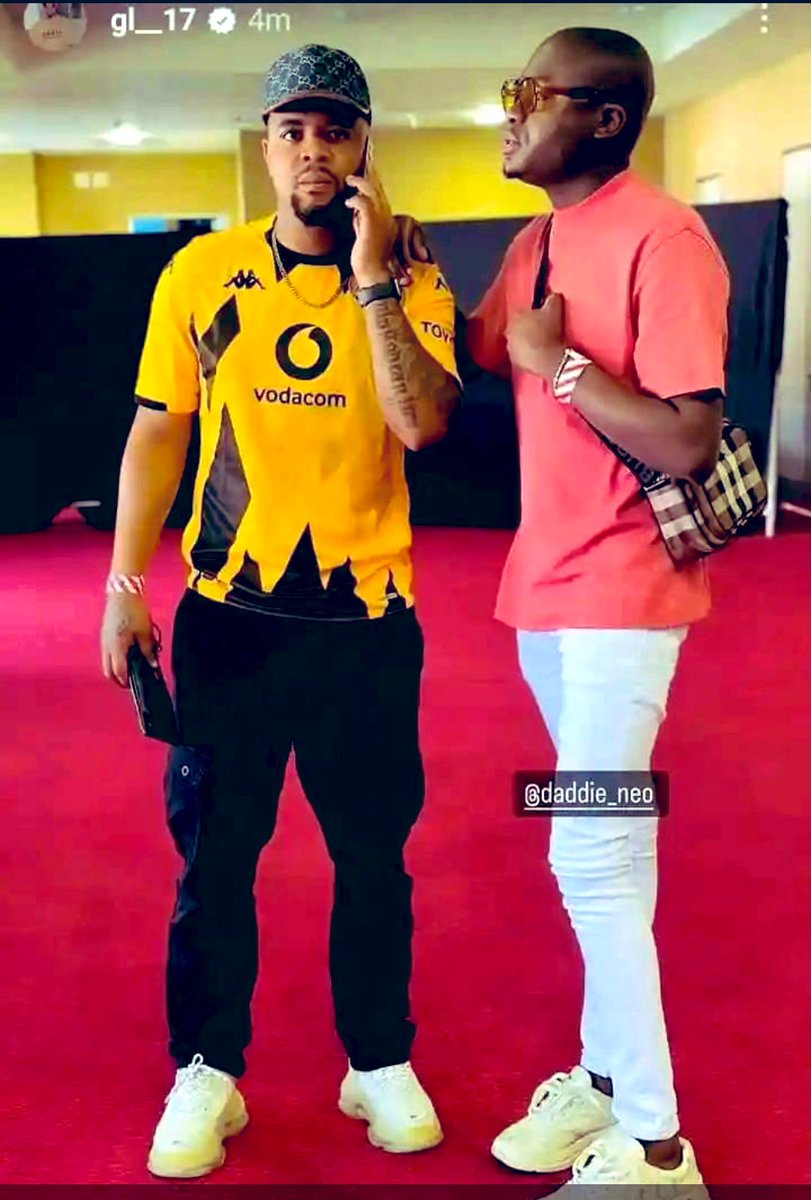 KQAphane's tweet image. Ladies and gentleman……the gentleguy with a number 17  ✌️✌️✌️✌️

#OnceAlways #Mome
#MTN8