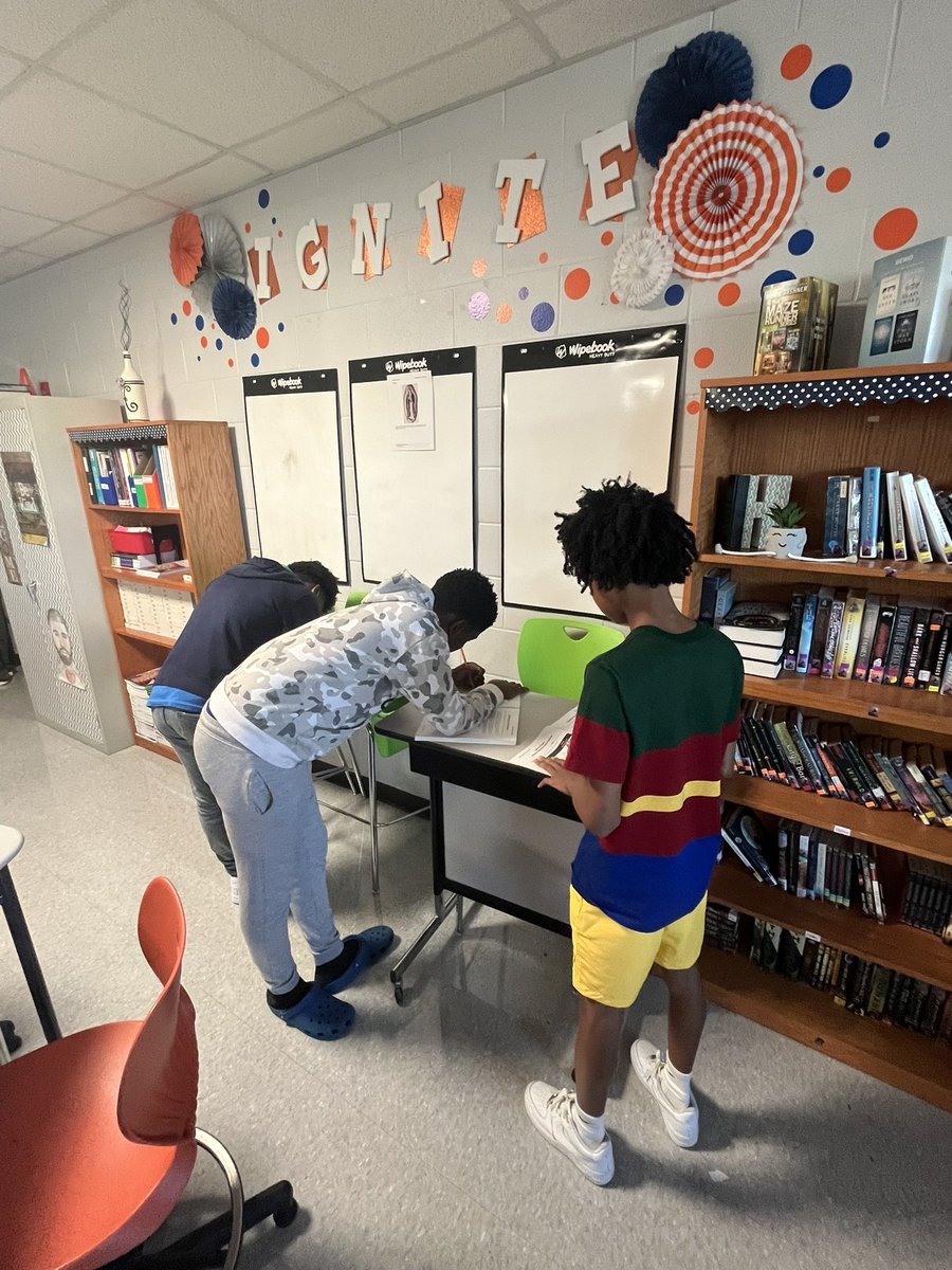 ahowlett09's tweet photo. The Mariposas🦋have migrated into 8th grade ELA classrooms around the district thanks to @ELeducation My ML Ss immediately feel a connection to the gallery walk images! Another S asked if the whole district was doing this because a friend was talking about the 📕 last night! Yes! https://t.co/vObr52PKhb