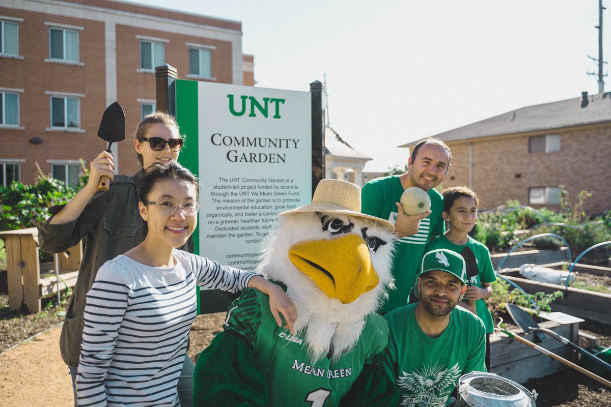 UNT_DSA's tweet photo. Environmental wellness involves being in spaces where you thrive, respecting your surroundings and seeking to improve your environment. Learn more about environmental wellness and #UNT making wellness a top priority at: https://t.co/1P07esf7D8
#WellWednesday #EnvironmentalWell https://t.co/MYVUSouSS4