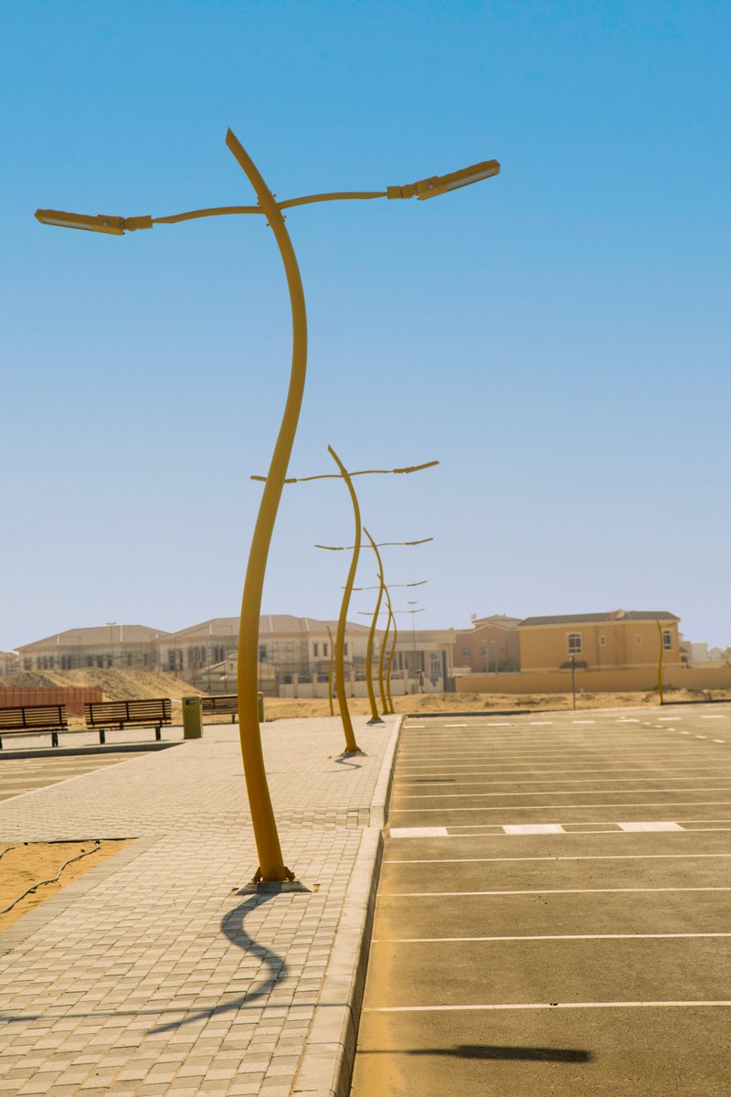 GemmaLighting's tweet image. As a true UK manufacturer of LED lighting with a full R&amp;amp;D facility, we can provide custom solutions with competitive lead times. Here we supplied curved columns with gold #LEDstreetlights to the Dubai Government. Call today on 0800 999 5201 or email sales@gemmalighting.com.
