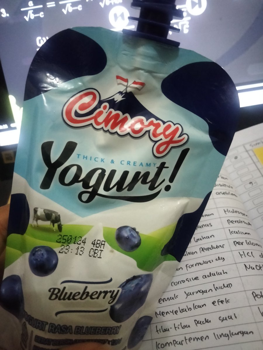 flowaurss's tweet image. *⁠.⁠✧｡⁠☆📓 {29/08/23}
had a bad day 😢 tapi gapapa semoga hari besok lebih baik daripada hari ini (AAMIIN) hari ini belajar kimia sama review mtk buat ulhar besokk (wish me luck) selamat beristirahat semuanyaa 💘💘