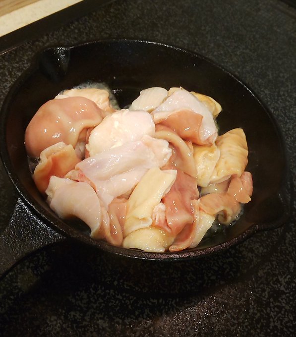 鉄スキレットの、真の力が目覚める…( ˇωˇ )
#冷凍してあった豚小袋 