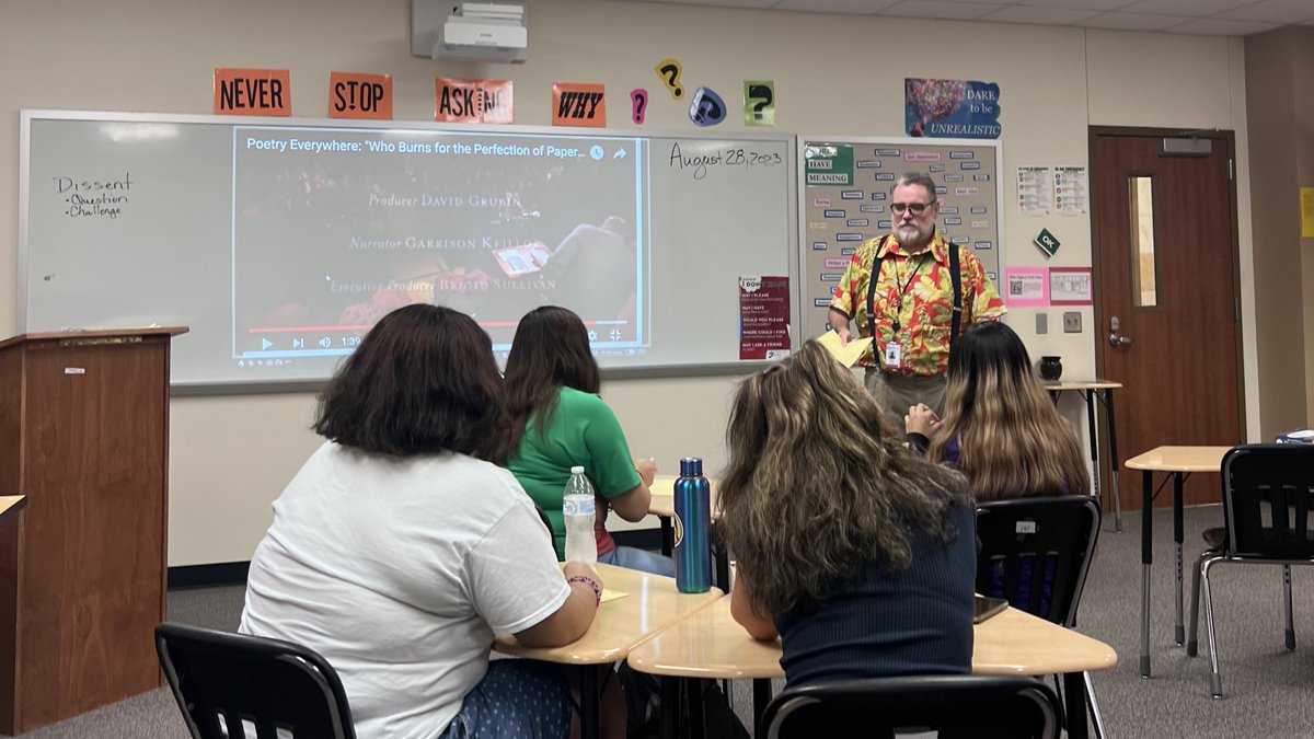 mdboone_edu's tweet image. Sitting in the learner’s seat this morning alongside @endeavoreagles’ Juniors &amp;amp; Seniors. Mr. Rogers started the class with a poetry piece to connect what they have been reading. The dialogue was rich, and now we are writing out our thoughts! #WeAreChannelview #EmpoweredToThrive