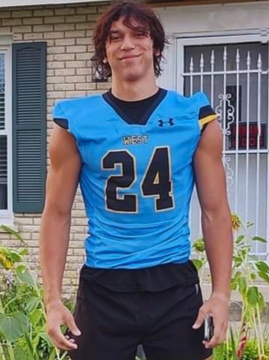ALL NEW THIS MORNING #IHSA 
By <a href="/CoachBigPete/">Peter "Coach Big Pete" Leinweber</a>  
Speaking With Maine West 6'4 Athlete Alex Gorbenko Class Of 2025 - Name You Must Know
<a href="/Alexgorbenko2/">Alex Gorbenko</a> 
<a href="/MaineWestFtbl/">Maine West Football</a> 
@mainewestsports 

LINK:
deepdishfootball.com/single-post/sp…