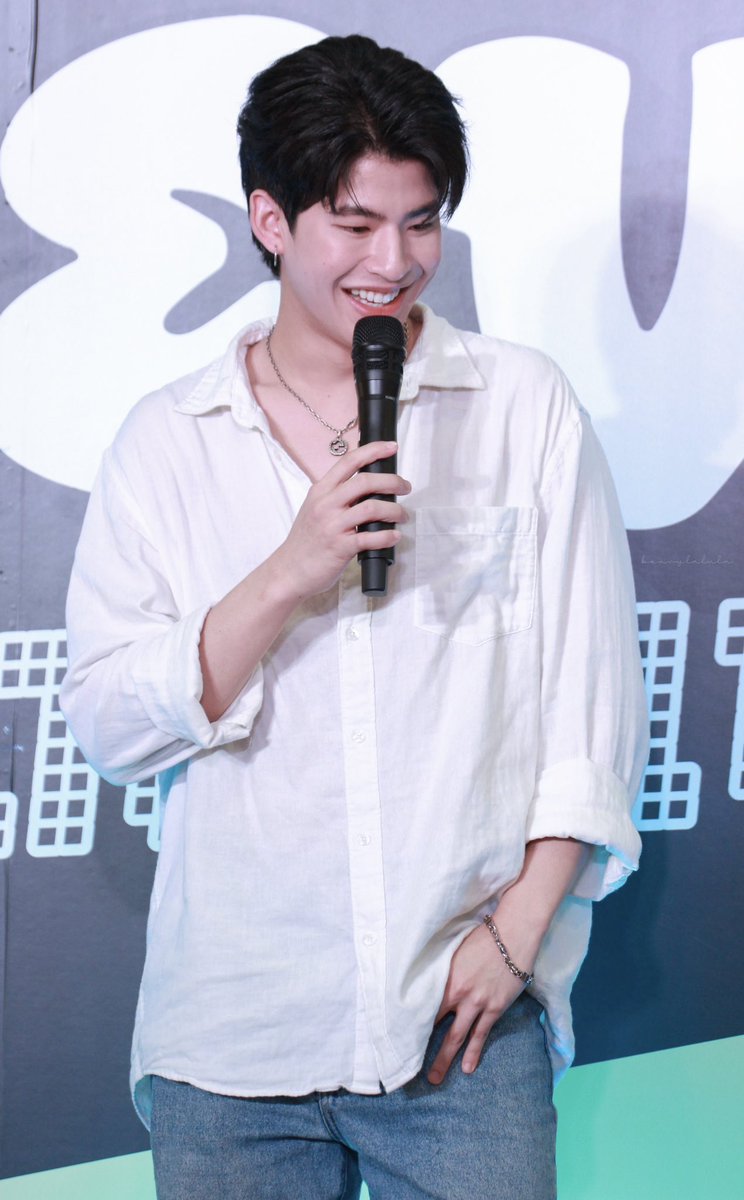 benvylalula's tweet photo. จะกี่แผลที่ฉันเจอ เธอจะเยียวยาให้หาย
— #Mmarkpkk #DevyxMark ♡ https://t.co/j2XEu1RIDl
