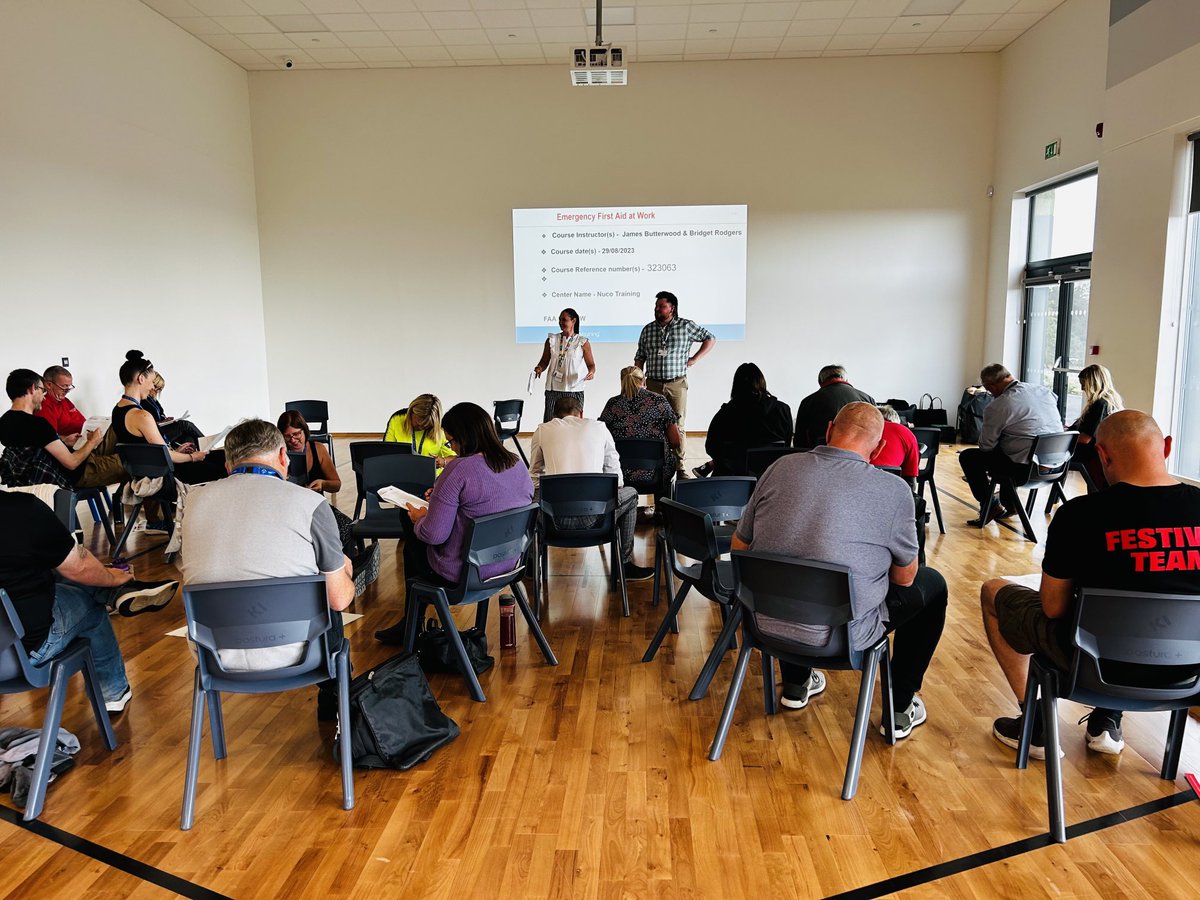 PosRegard's tweet photo. @JimButterwood and @BridgetR0dgers taking the @ViewTrent and @WellspringEast1 staff through some very important first aid training before they welcome children for the first time…
#values #relationships #DRABC
@WellspringAT https://t.co/SzElUTWXdn