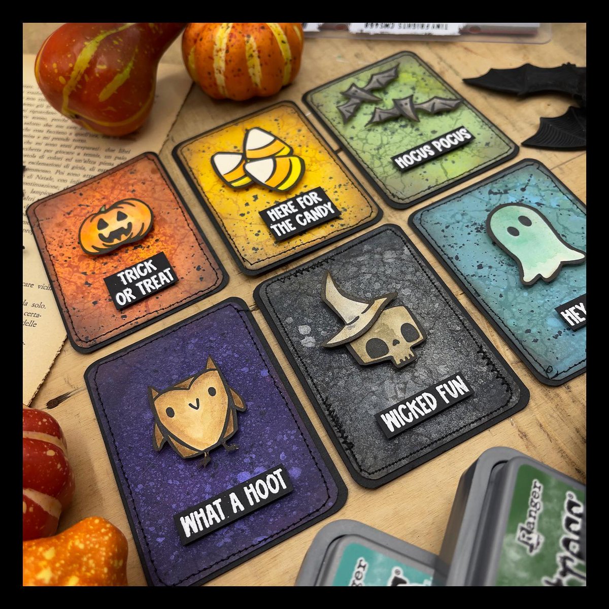 stampers_anon's tweet photo. Halloween ATCs 🎃🦇💀🦉👻 NEW #timholtzstamps Tiny Frights

✂️ #handmade by @nicoscrap

#crafts #DIY #mixedmedia #shopping #stampersanonymous #timholtzhalloween #distressink #nicoscrap #atc https://t.co/SjEKcdHlwn