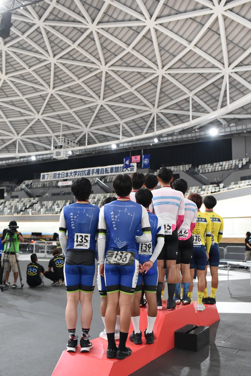 kyosan438's tweet image. 第78回 全日本大学対抗選手権自転車競技大会

最後のインカレ
狙ったことができた大会ではなかった
でもなんとか走り切って先輩の意地？的なものが少しは見せられたかな
#GNLab 
#essential2
#wakos
#csデザインワークス
#yamatokogyo