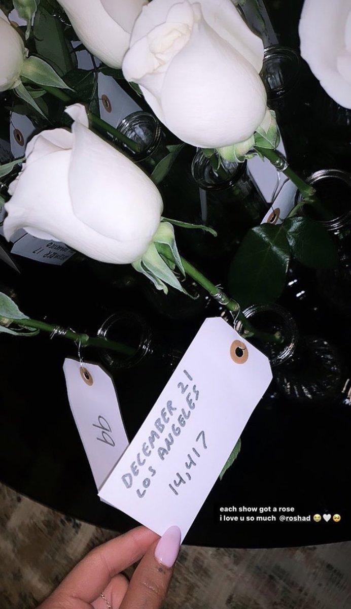 bloodlineprint's tweet photo. thinking about when roshad got ariana 101 roses at the last sweetener world tour show, 1 for every show she had done 🥹 https://t.co/TdgNiZxKxq