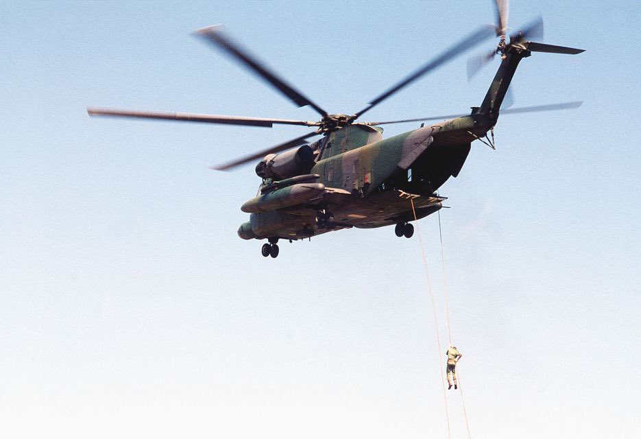 Boneyardsafari's tweet photo. Flashback to 1982 with Exercise BRIGHT STAR '82 with MH-53M 69-5791 conducting fast roping operations. The exercise involved troops from the US, Egypt, Sudan, Somalia & Oman. #mh53 #USAF #pavelow #thatothersmaylive #BrightStar #aviationsafari #aviationpreservation #boneyardsafari https://t.co/ftJByDC3N5