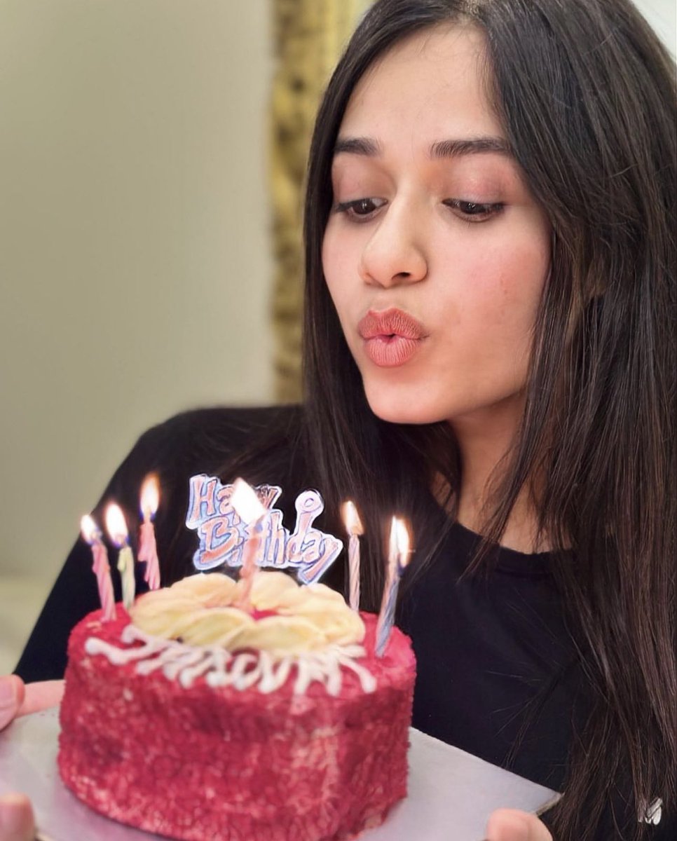 This day is an emotion for all Jannatians.

CHEERS TO 22 YEARS JANNAT
 #JannatZubair