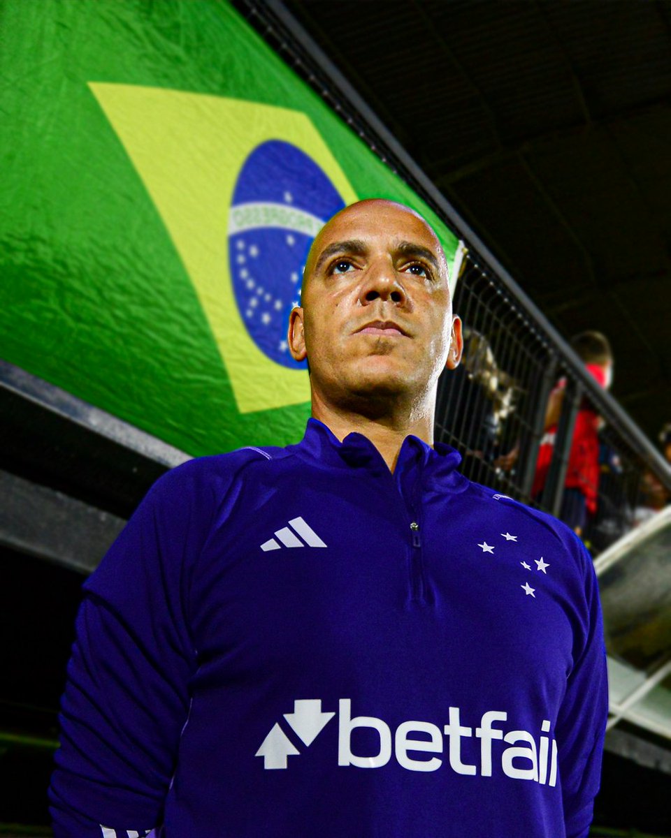 Cruzeiro's tweet photo. Pepa não é mais o técnico do Cruzeiro.

O Cruzeiro informa que, após reunião nesta manhã entre a Diretoria de Futebol e Pepa, ficou definida a saída do treinador e de sua comissão técnica, composta por Samuel Correia, Pedro Oliveira, Pedro Azevedo e Hugo Silva.

Fernando Seabra e Vinícius Rovaris conduzem o treinamento desta terça-feira.

O nome do novo comandante será anunciado nos próximos dias.