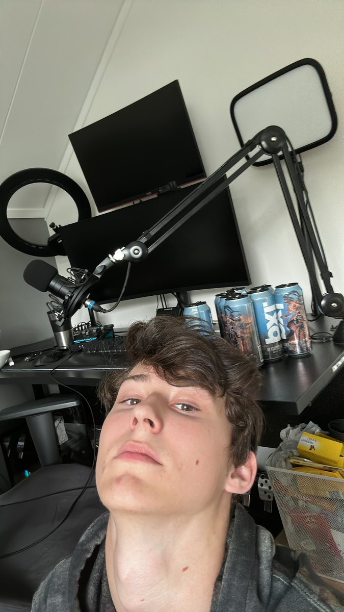 Lucas B Nagy tweet media