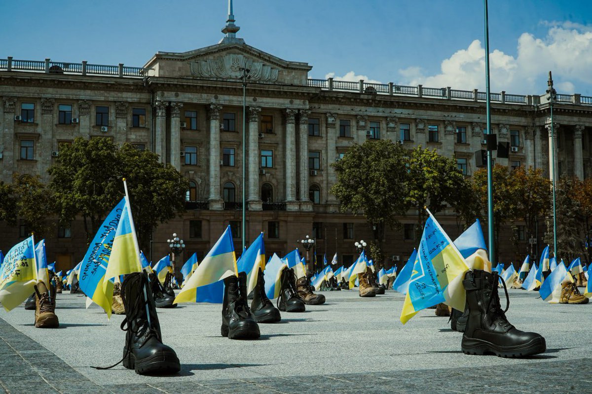 Вічна шана Героям, які віддали життя, щоб відстояти вільну, незалежну Україну. Пам’ятаємо кожного і кожну…