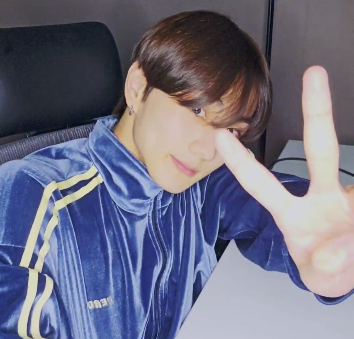 nksunbaem's tweet photo. jungwon’s capture time ♡ https://t.co/DbbRmvcjTO