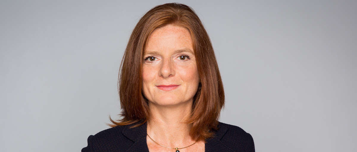 DWDL's tweet photo. In einem Interview spricht Katrin Vernau über ihre Zeit beim @presse_rbb . Ihrer Nachfolgerin hinterlässt sie ihrer Ansicht nach nun ein "stabiles Fundament". Bezogen auf die Vorwürfe gegen den RBB-Chefredakteur redet Vernau von unklarer Faktenlage. https://t.co/1EMtlG46aS https://t.co/SIZ0KDwrrZ