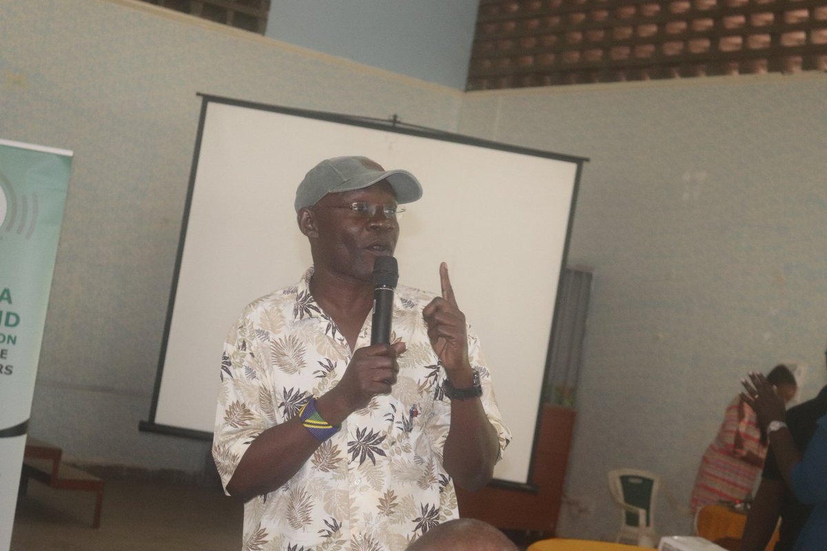 AjendaKenya's tweet photo. We joined Coast Land Non-State Actors in the Town Hall meeting held at Tudor Pastoral to discuss on the status of housing in Mombasa. Members developed a position paper on the land  issues that affect them which will be shared with the CECM land @amadoh_MHM https://t.co/kl9VKitDvi