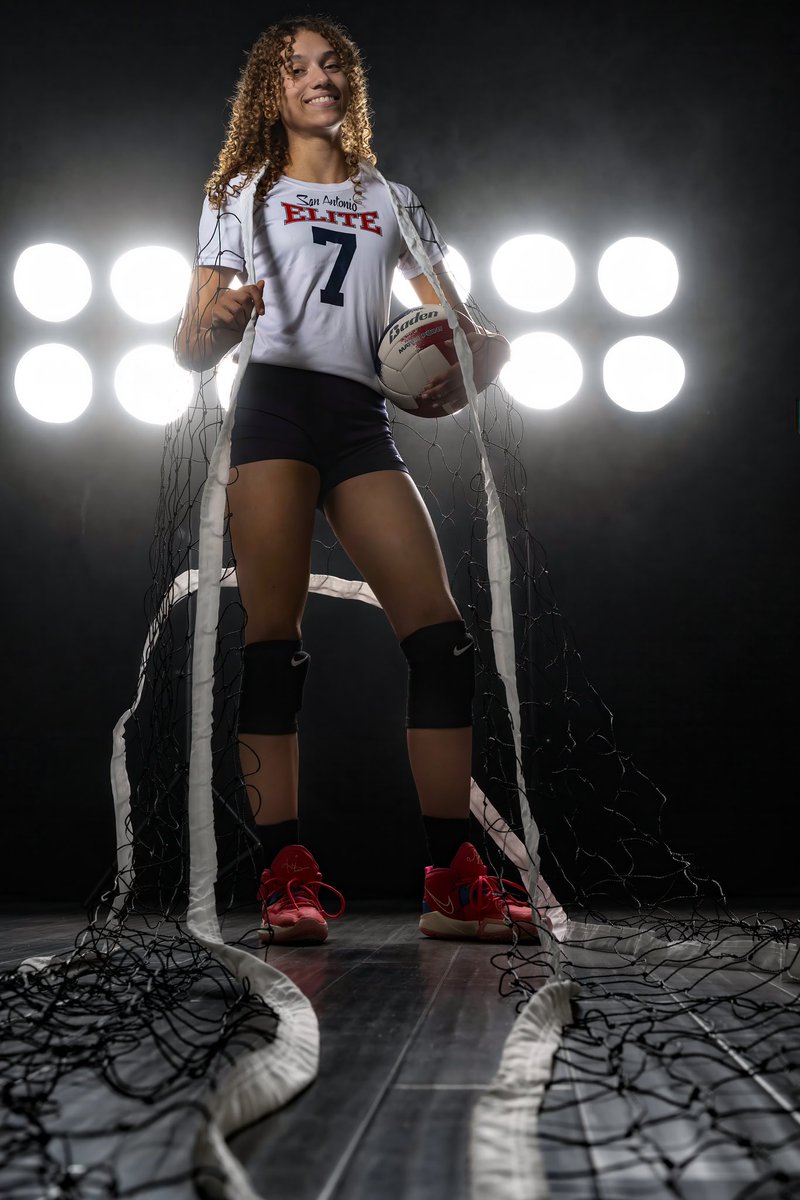Volleyball is in session! 🏐🔥

#sanantonioelitevolleyball #harlanvolleyball #sanantoniosportsphotographer #sanantoniovolleyball