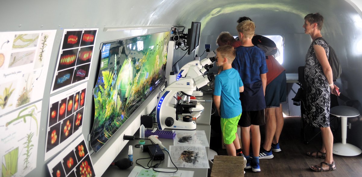 AlgatechTrebon's tweet image. Skvělá prezentace centra #ALGATECH na výstavě Země živitelka v Českých Budějovicích. Více na alga.cz/p-events.html