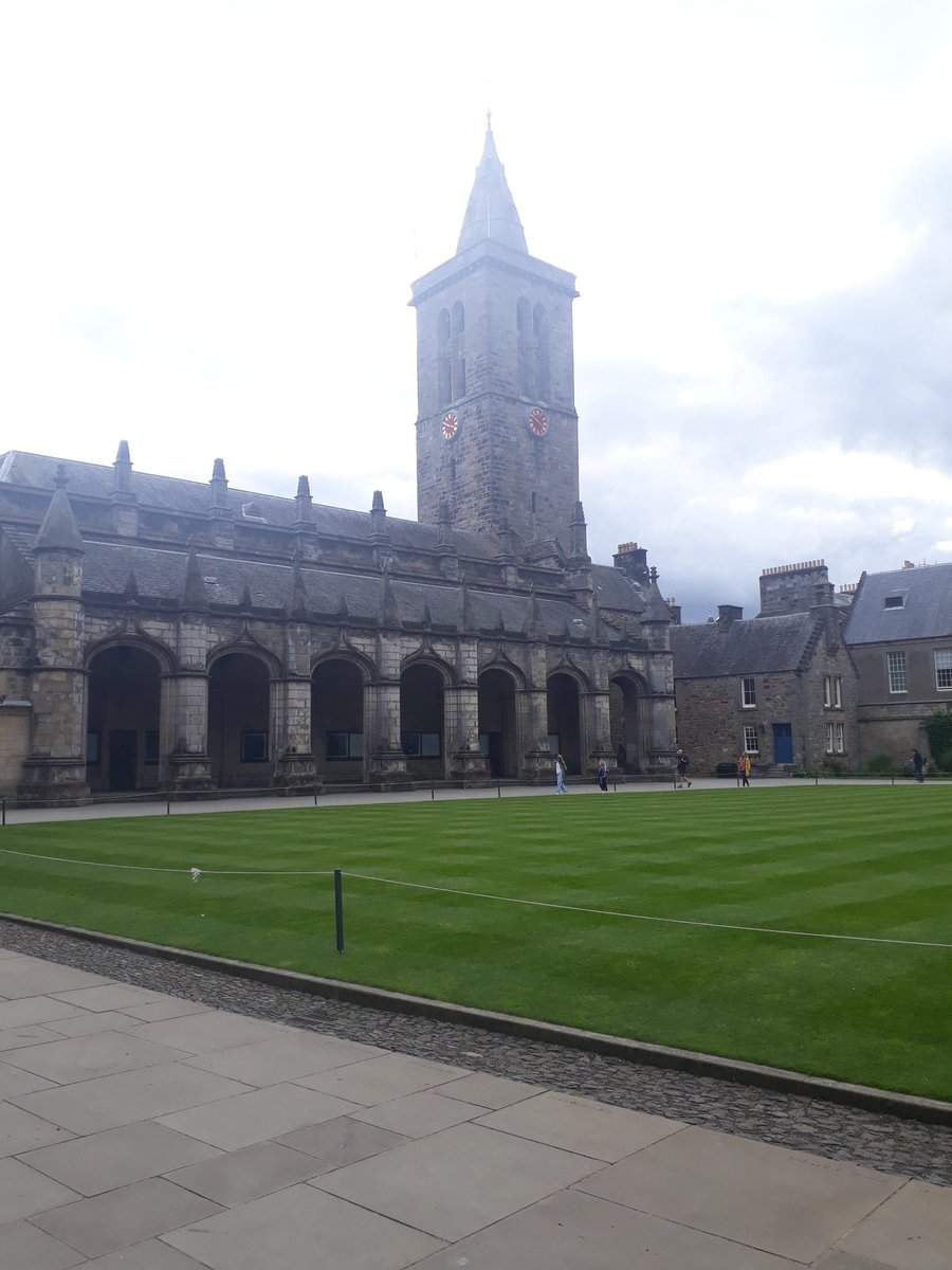 RuedaUCristina's tweet photo. #BESMove2023 in St Andrews, exchanging ideas and getting inspiration from other movement ecologists! @ZalinaBashir @UoABioSci @QUADRATdtp https://t.co/RRUrQQbZBo