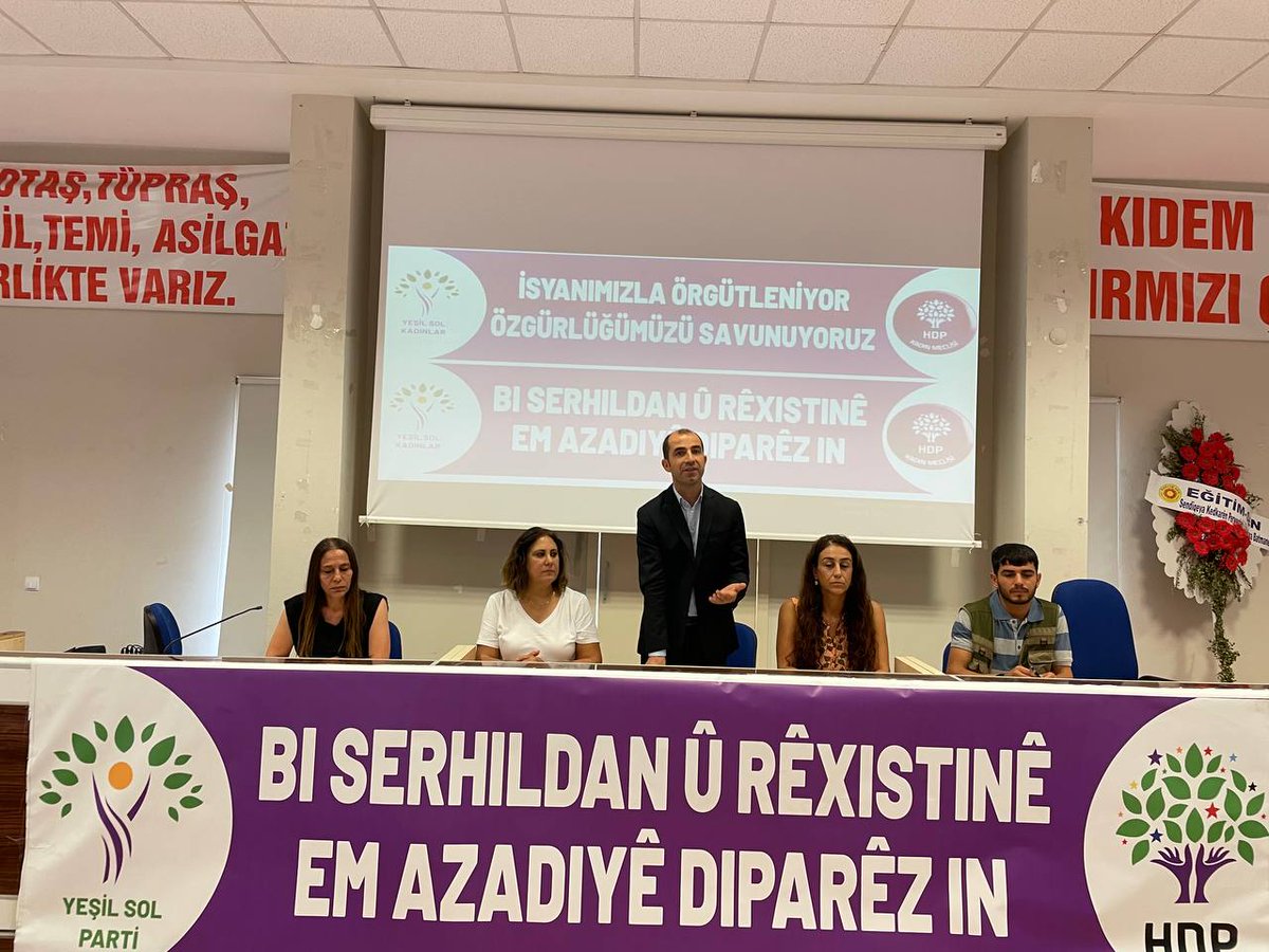 Yeşil Sol Parti ve Halkların Demokratik Partisi (HDP) Êlih İl Örgütü olarak yeniden yapılanma çalışmaları kapsamında Ankara’da gerçekleştireceğimiz büyük konferans öncesi halk buluşması gerçekleştirdik.Halkımızdan aldığımız güçle özgürlük paradigması yolunda mücadelemize devam