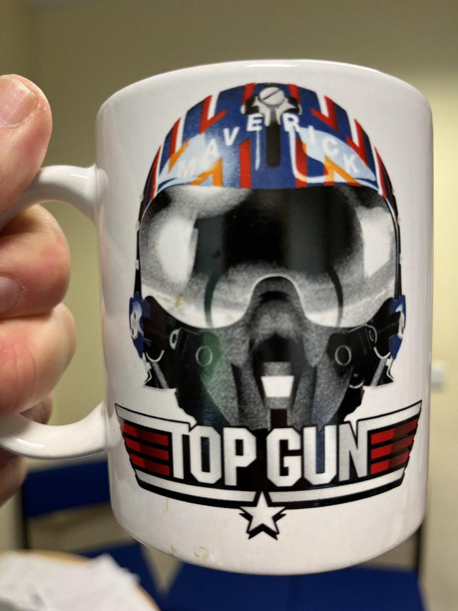 Big thank you to Julie for my mug today. Karen has the goose equivalent. Mac and Goose. What a team.