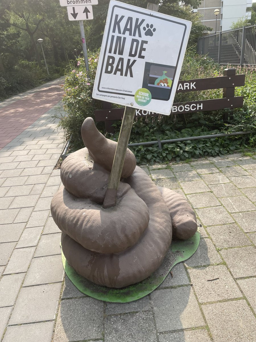 De gemeente is een campagne gestart tegen een hardnekkig probleem. Kennelijk is Wim T. Schippers gehuurd om die vorm te geven. #DenHaag