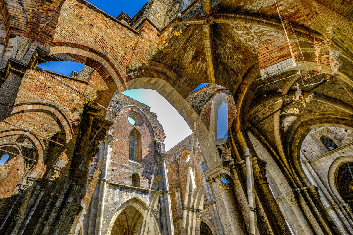 LeeVaris's tweet photo. #bobbiandleesphotoadventures with #texturetuesday & an in-camera #multi-exposure of the Abbey of San Galgano from our Tuscany Photo Adventure
#fujixt5
#fujifilm
#fujifilmus
#fujifilmx_us
#myfujifilmlegacy
#10YearsOfXMount
#architexture
#ihavethisthingwithshadows
#acolorstory https://t.co/xuq6Bkd0bl