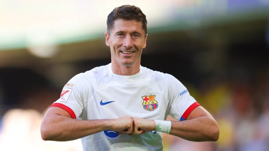 Barca_Buzz's tweet photo. 🎙️| Lewandowski spoke on Barcelona's lacking attacking identity

🗣️: "We are Barcelona and we are supposed to not only win, but also play attacking football. That hasn't been the case lately, so we have been working to create more chances in games. When we see enter Ferran or Ansu, two players who think and attack, we see more chances."