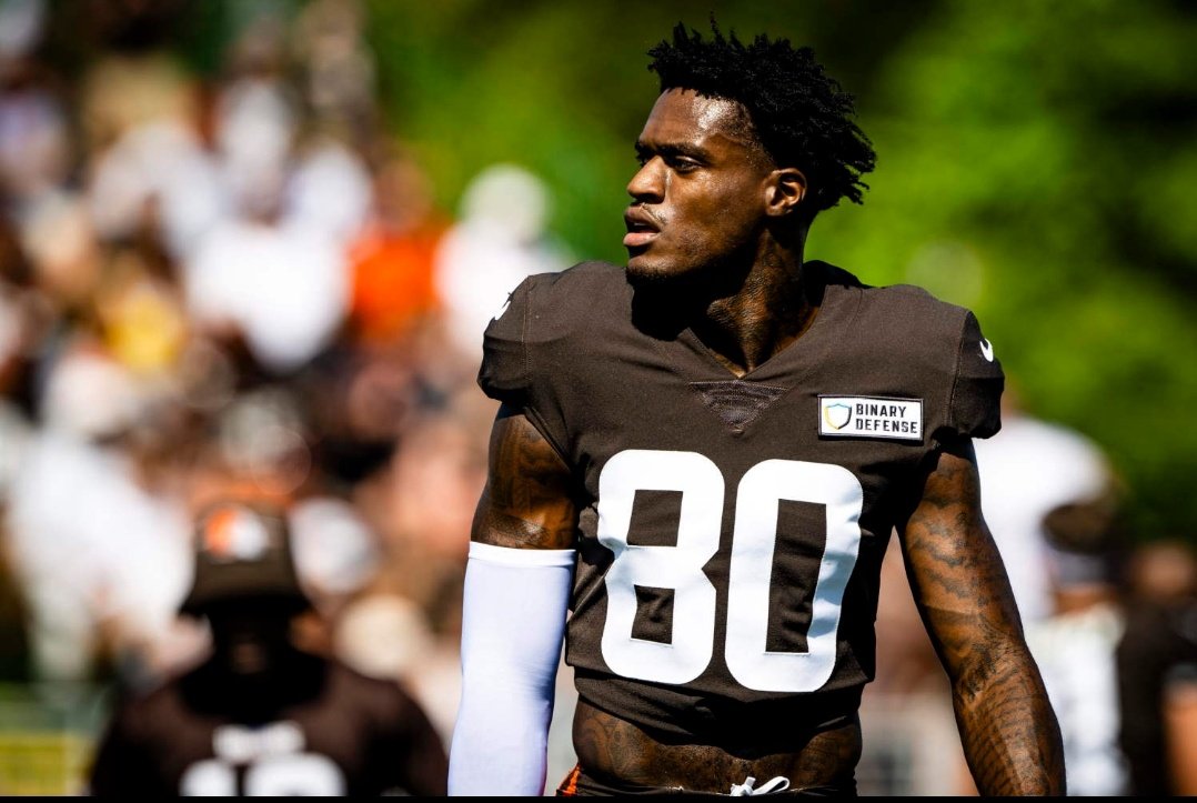 karnsies817's tweet photo. Andrew Berry has built an incredibly deep wide receiver room, and sadly that means cutting talented players. 

This will always be an Austin Watkins Stan account. https://t.co/9TJcVXXcqv