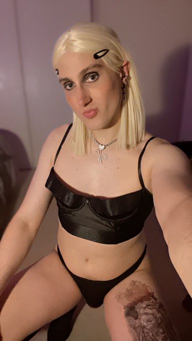 Follow me 🙏🏼🥰 #pawg #snowbunny #snowsissy #trap #mtf #F4F #follow https://t.co/usGGXPPefP https://t.<a href="/tag/pawg"class="tags">#pawg</a><a href="/tag/snowbunny"class="tags">#snowbunny</a><a href="/tag/snowsissy"class="tags">#snowsissy</a><a href="/tag/trap"class="tags">#trap</a><a href="/tag/follow"class="tags"><span>#follow</span></a><a href="/tag/f4f"class="tags"><span>#f4f</span></a><a href="/tag/mtf"class="tags"><span>#mtf</span></a>