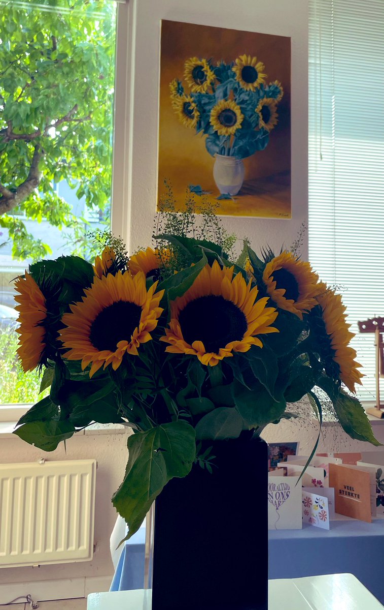 Dit is mijn laatste post op dit platform. Aanvankelijk veel gebruikt om gemakkelijk in contact te komen met mensen. Later om mee te doen in het meningencircus. De laatste tijd als snelle bron van informatie. Houd het hier een beetje schoon, dan kan het wellicht nog iets worden