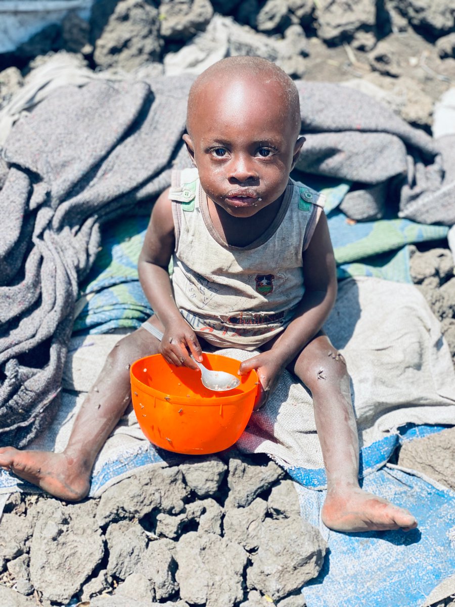 While recurrent attacks by armed groups have considerably reduced communities' access to fields and livelihoods, more than 5,000 children aged 0-5 are at risk of dying from malnutrition.
#Urgentassistance
#SOS