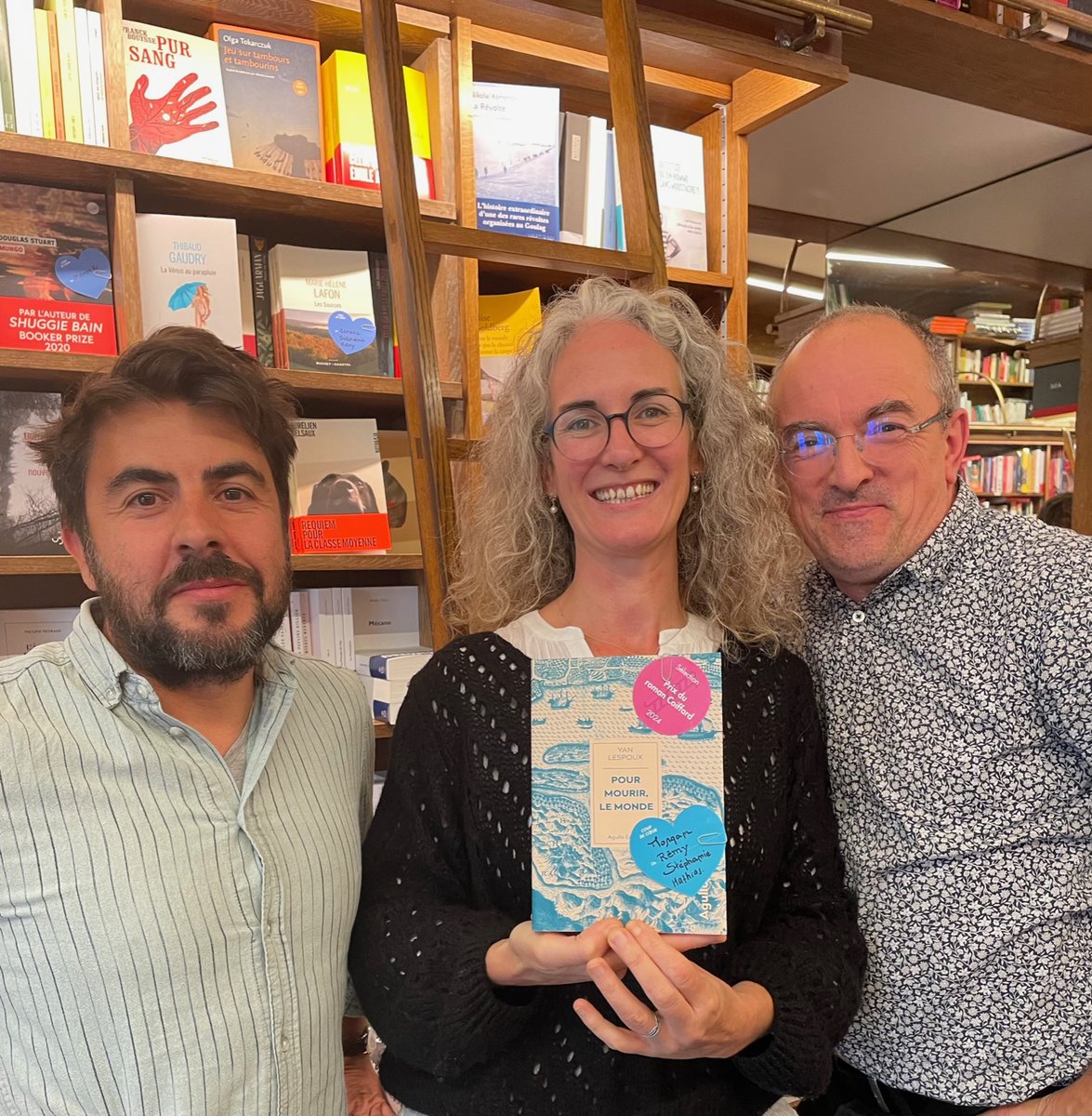 [RENTRÉE coup de 💙]
"Pour mourir, le monde" de @yanlespoux chez <a href="/Agullo_Ed/">Agullo_Ed</a> 
Stéphanie, Mathias et Rémy on adoré ce grand roman maritime historique, dense et érudit. Sélectionné pour le Prix du roman Coiffard 2024.
Rencontre avec l'auteur prévue le Jeudi 18 janvier 2024 à 19h