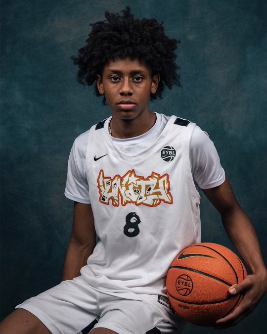 Since the debut of Top-150 2026 rankings in April, there hasn't been much shake-up inside the Top-10. The lone true riser has been Brandon McCoy Jr, who's subject for another jump in a few days. Where does he stack up in his home state? 📸 @NikeEYB 📝 madehoops.com/made-society/a…