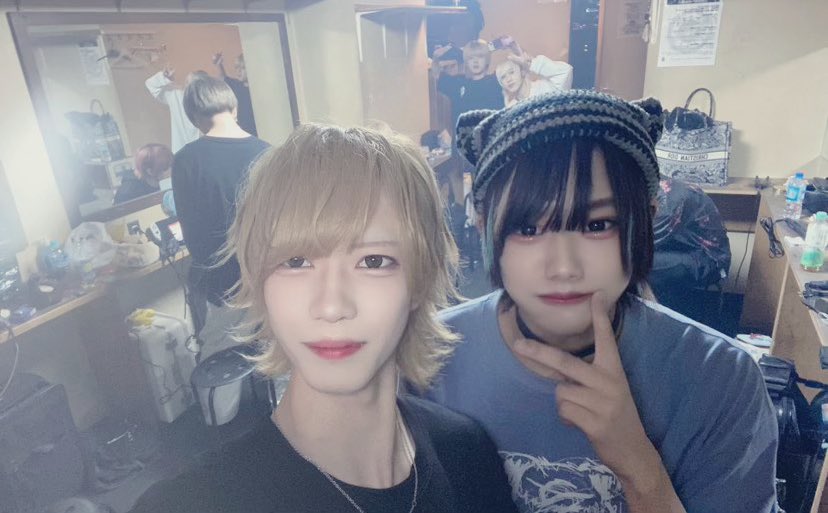 rukia_bugbear's tweet photo. りんたろうくんと初めて撮ったよぉ
後ろ��も注目！！👍 https://t.co/gvlR0xAxFn