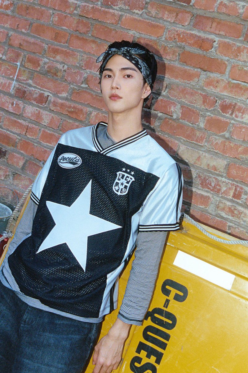 RIIZE_official's tweet image. Guitar Hunting Journey #3

【Get A Guitar - The 1st Single Album】
➫ 2023.09.04 6PM (KST)

💿Pre-save &amp;amp; Pre-order
riize.lnk.to/GetAGuitar 

#RIIZE #라이즈
#RISEandREALIZE
#SHOTARO #쇼타로 
#EUNSEOK #은석 
#SEUNGHAN #승한
#SOHEE #소희
#GetAGuitar #RIIZE_GetAGuitar