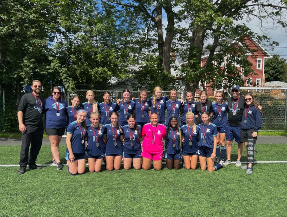 Big congratulations to our Girls U17 Team who came second place this weekend. This was the first play-off weekend for most of this group, so to achieve this was something special. 
#doubleblues