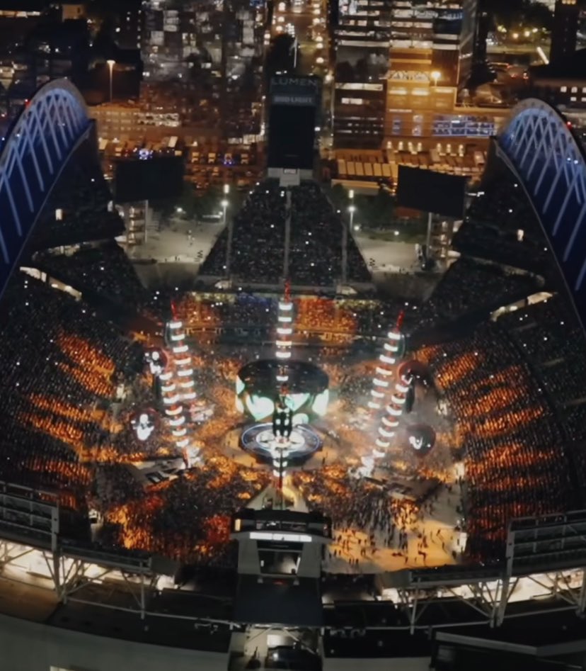 PopCrave's tweet photo. Ed Sheeran breaks attendance record at Lumen Field stadium in Seattle, with 77,286 people at his recent show. https://t.co/M8Nq0uFdrB
