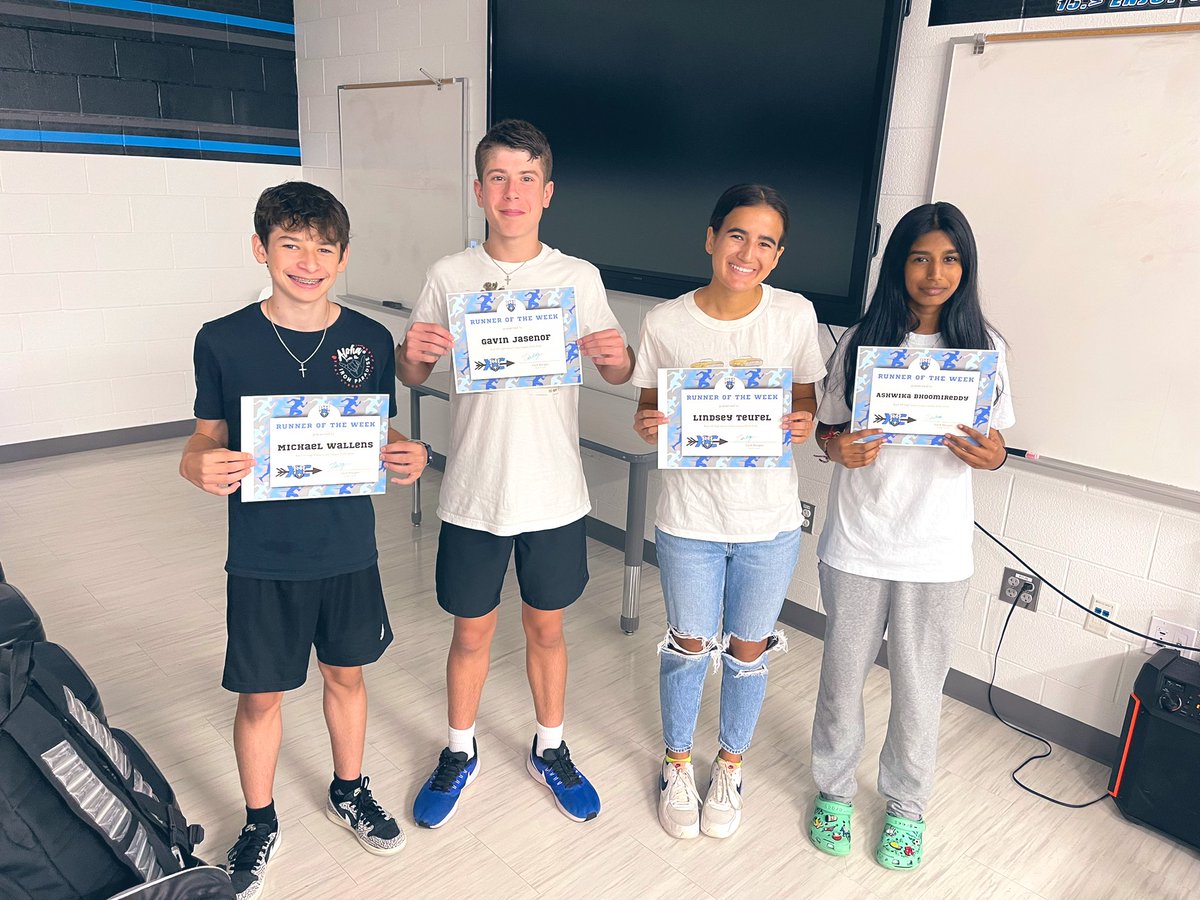 rockhillxctf's tweet photo. Our Runners of the Week from last week!! Two of these athletes are BRAND NEW to our program and have been absolutely crushing it πͺπΌππΌ #RunRockRun https://t.co/ILsdHzCCYc
