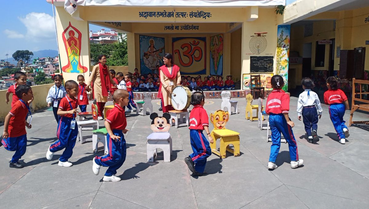 almjeewandham's tweet photo. Today's national sports day celebration at S.S.M.Jeevandham Almora..... https://t.co/bHWfB3aFJo