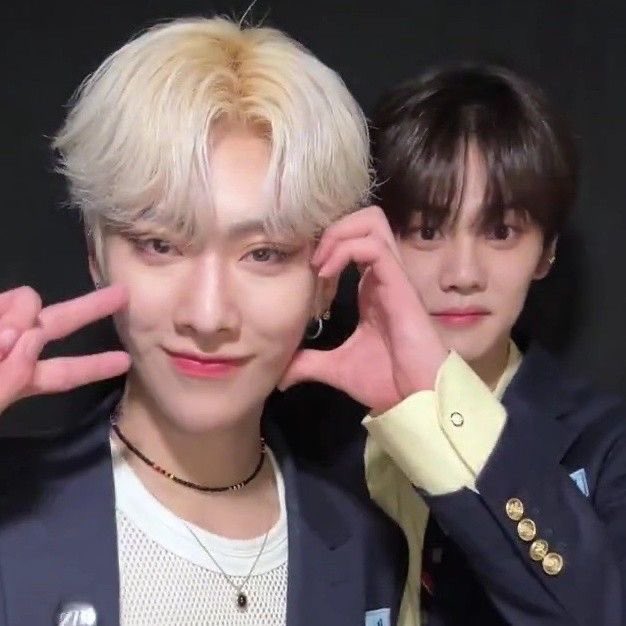 ricky_thinker's tweet photo. happy gyuvin day 🥳🍰

#규빈아_생일축하해요_완전하게
#AutumnPuppyGyuvinDay
#김규빈 #KIMGYUVIN https://t.co/O3pT0BVHM1