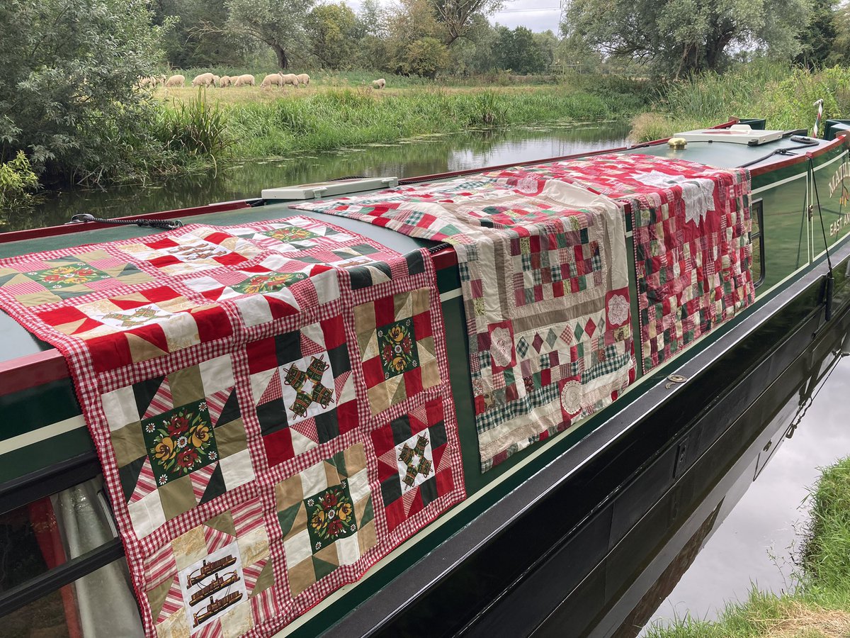 thedigbysafloat's tweet photo. Never seen our boat quilts altogether - I hadn’t appreciated how different they were! Handsewn paperpiecing patchwork by me 

#patchworkquilt #englishpaperpiecing #narrowboat #narrowboatinteriors #handmadequilt https://t.co/e1a3BLbJlc