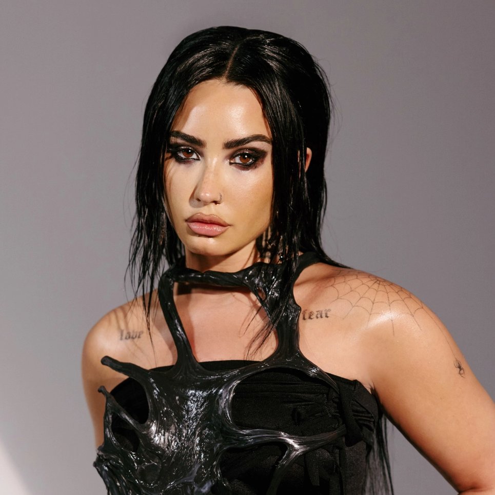 chartdata's tweet photo. Demi Lovato will be featured on Luísa Sonza's new album 'Escândalo Íntimo'. https://t.co/ytxTAKghFg