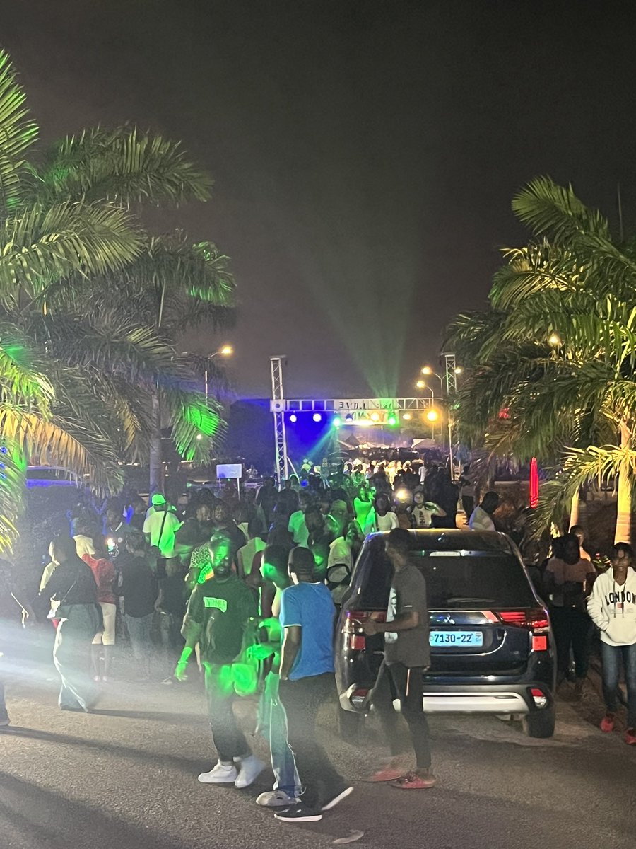 djmanniuk's tweet photo. PT 2 #ChaleWote2023 #Aitix #rocfactory 🔥🔥🔥 https://t.co/Xgo6FPYjSX