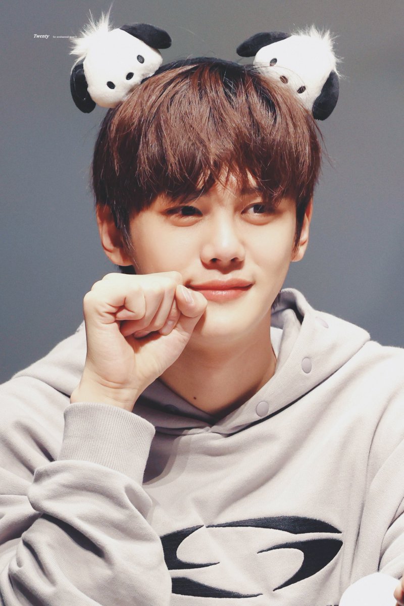 twenty_gv's tweet photo. 너무 사랑해 규빈아 
#여름_끝자락의_빛나는별_김규빈
#WithGyuEveryMoment
#HBD_GYUVIN https://t.co/BuXMUMSYWn