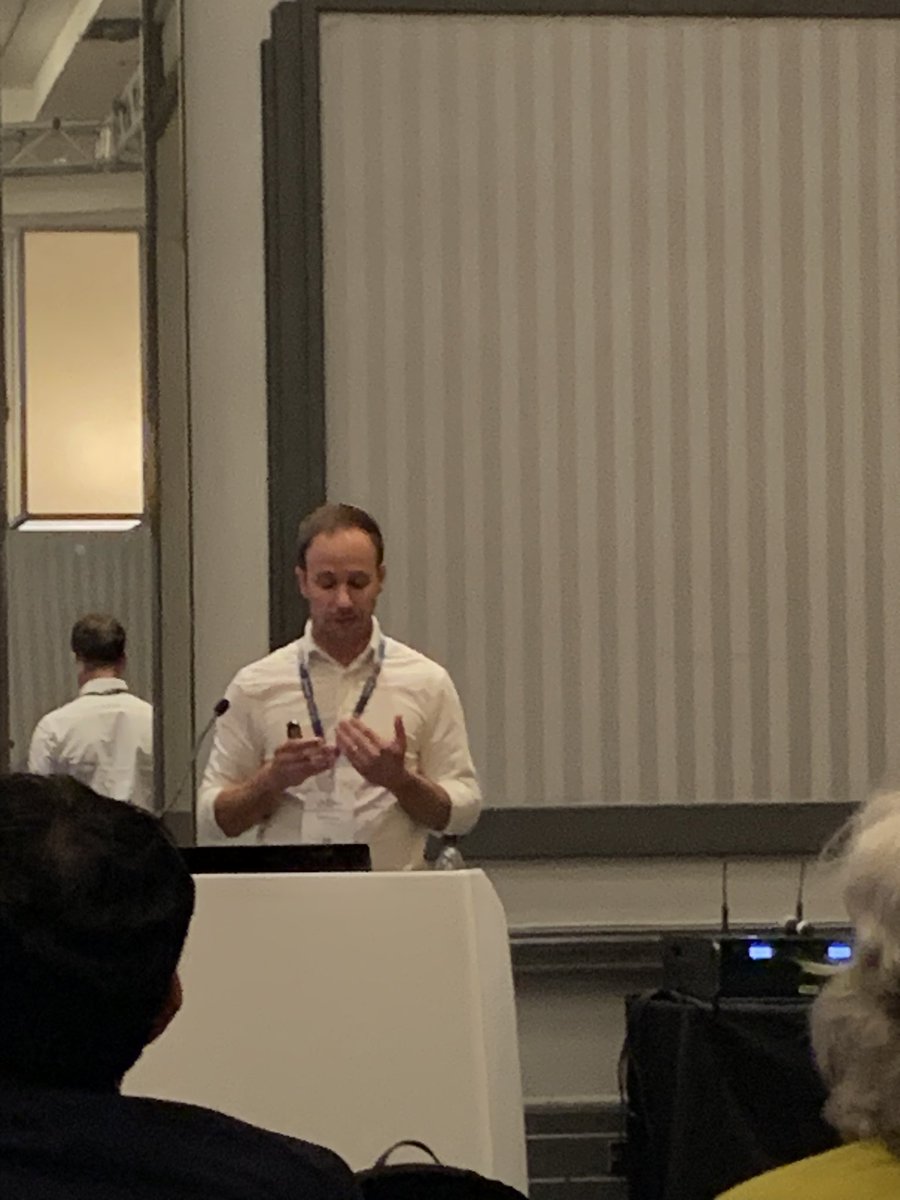 Dr. Lara Varpio tweet media