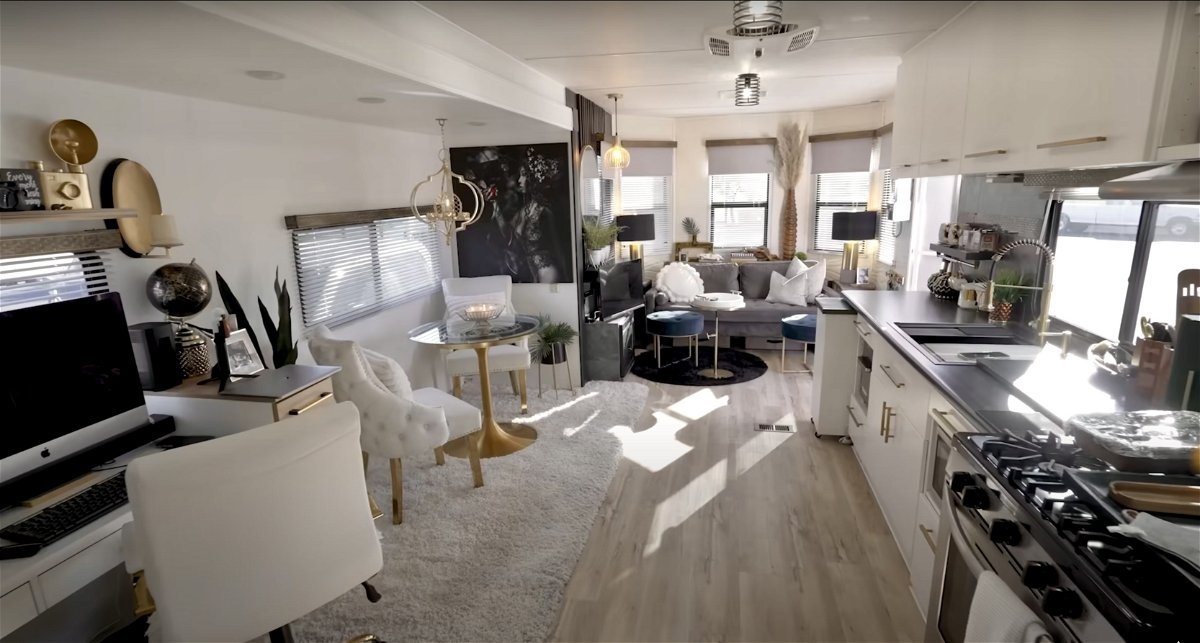 Tiny House Listings tweet media
