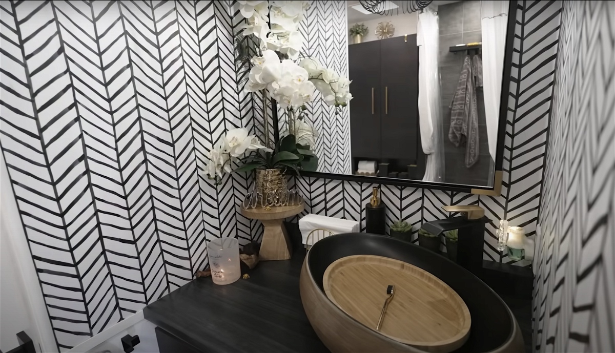 Tiny House Listings tweet media