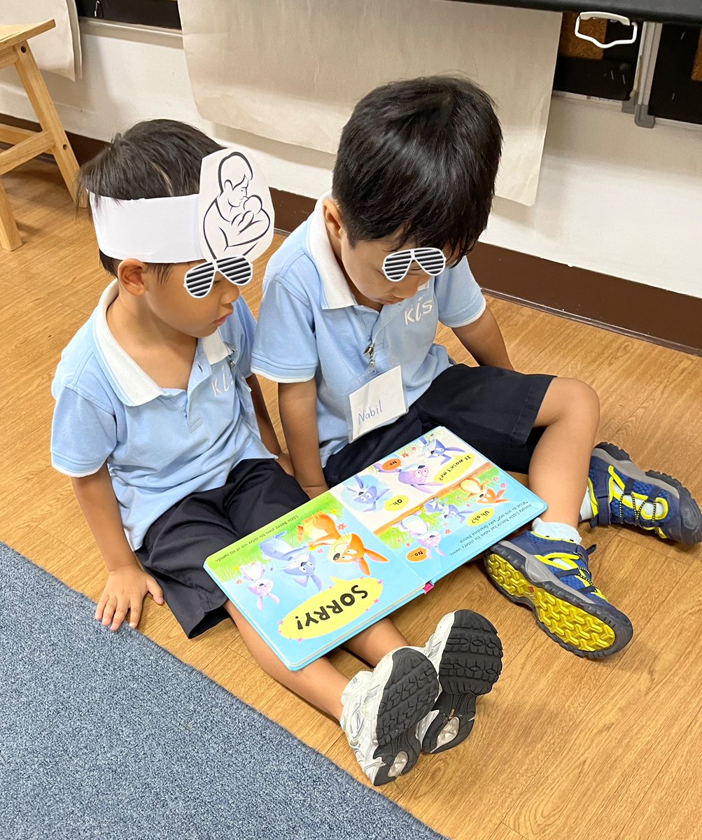Tried a visible thinking routine, ‘Imagine if…’ with my students to help them gain a deeper understanding of different relationships and how an act of reading a book differs btw teachers, students, families & childre. So much fun! @KISbangkok #visiblethinking #pyp